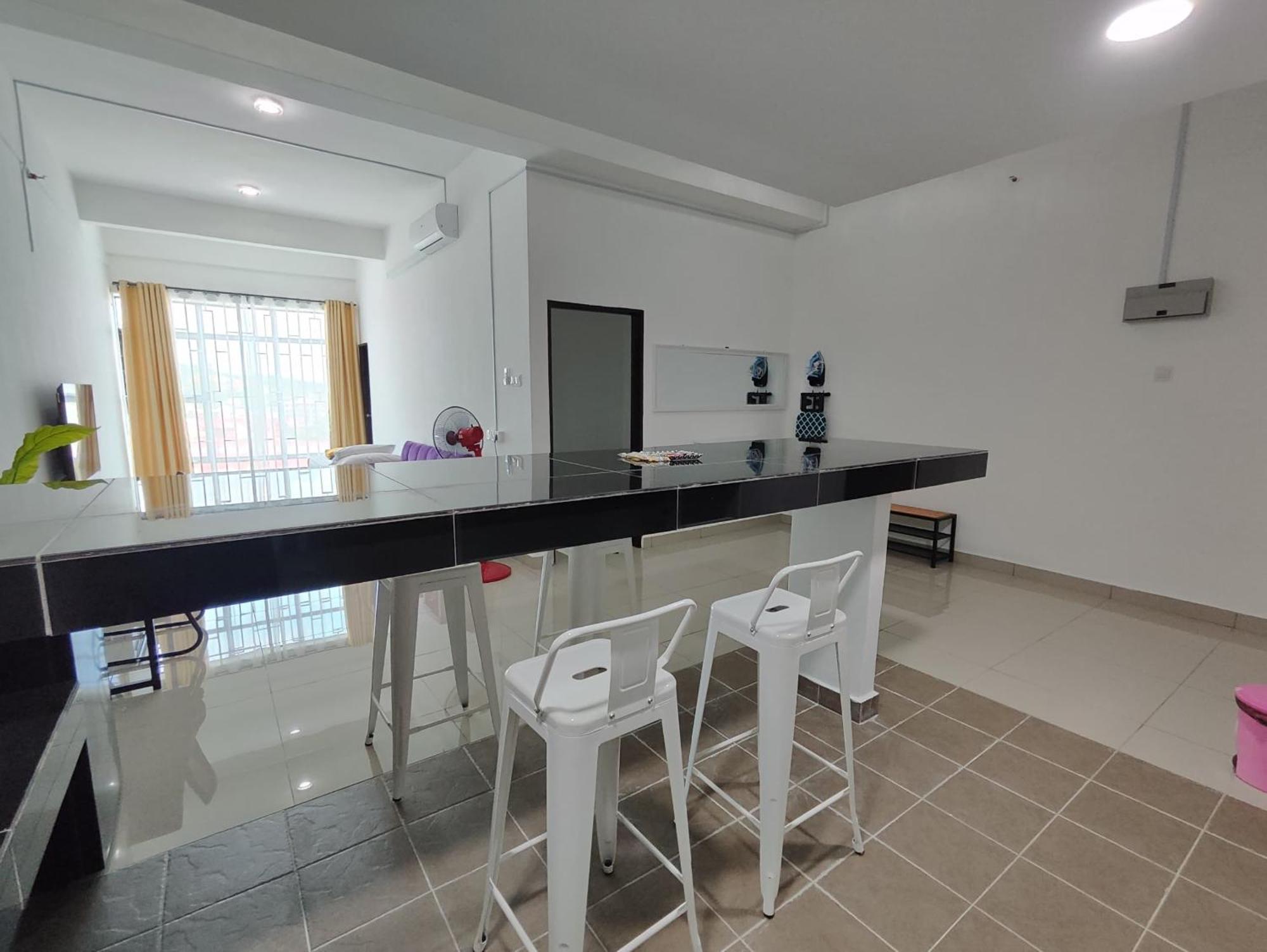 Homestay Studio Apartment Bentara Suite, Kompleks Mutiara Гуа-Мусанг Екстер'єр фото